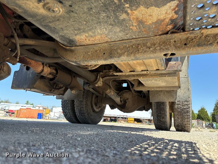 image for item FC5580 2011 Ford F750 Super Duty XL dump truck