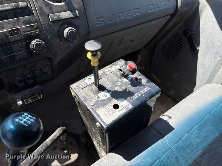 image for item FC5580 2011 Ford F750 Super Duty XL dump truck