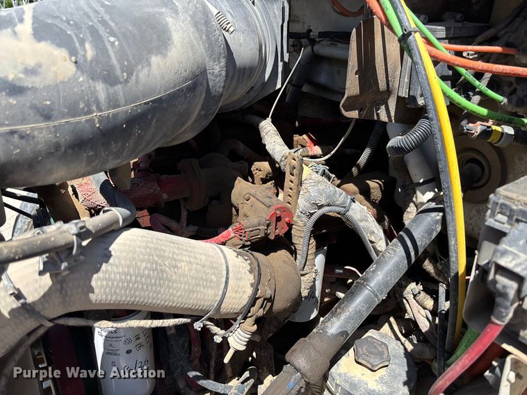 image for item FC5580 2011 Ford F750 Super Duty XL dump truck