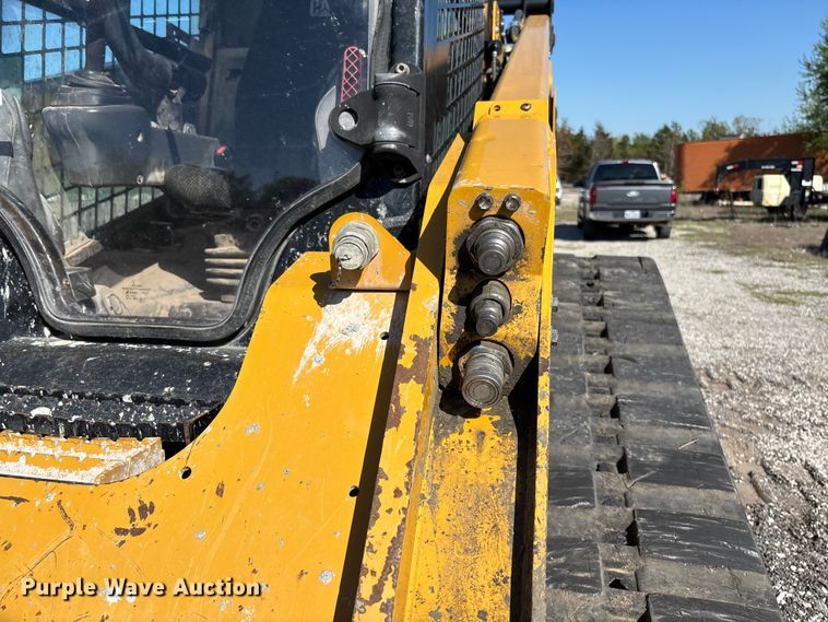 image for item FC5585 2018 Caterpillar 299D2 tracked skid steer loader