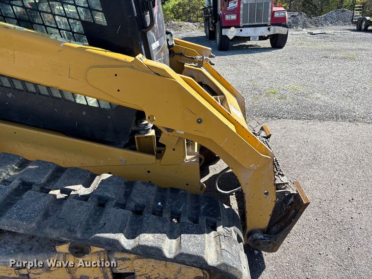 image for item FC5585 2018 Caterpillar 299D2 tracked skid steer loader