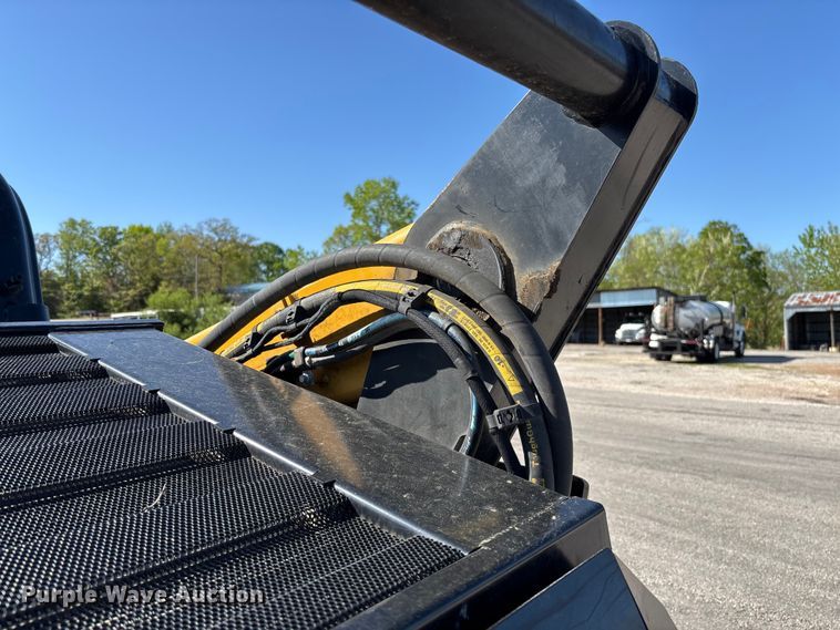image for item FC5585 2018 Caterpillar 299D2 tracked skid steer loader