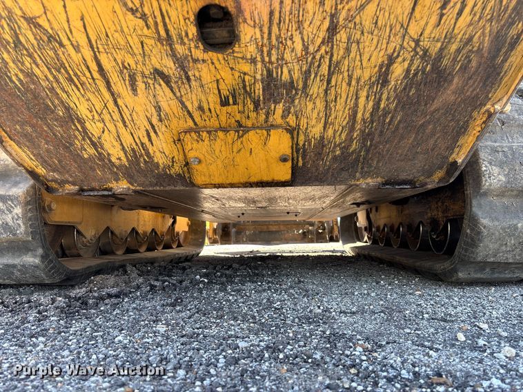 image for item FC5585 2018 Caterpillar 299D2 tracked skid steer loader