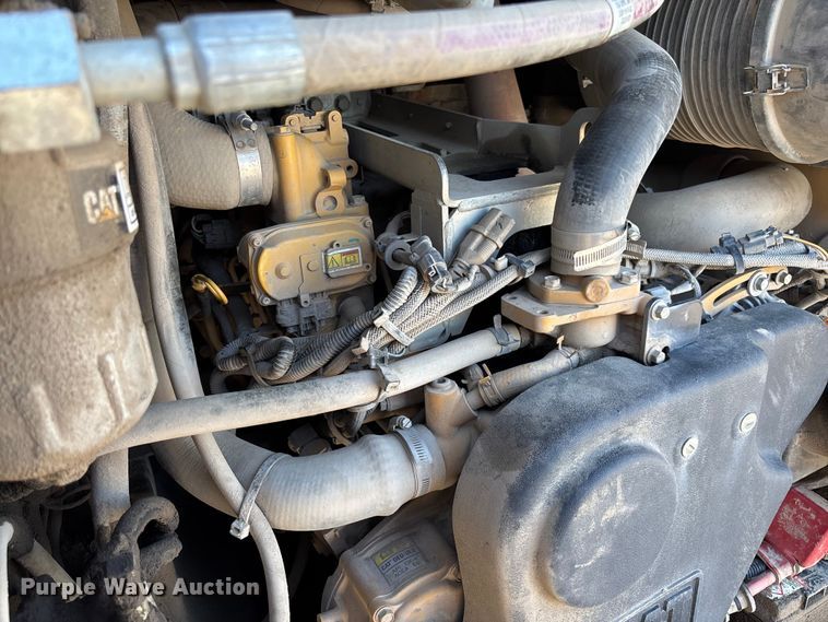 image for item FC5585 2018 Caterpillar 299D2 tracked skid steer loader