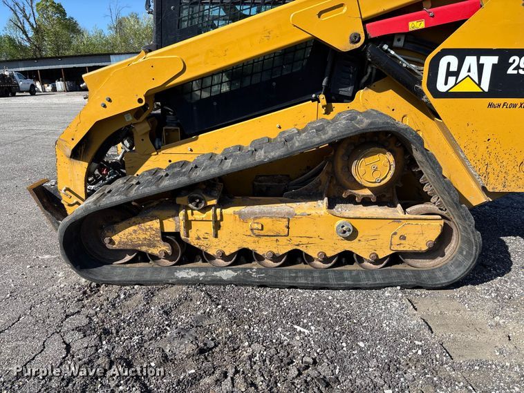 image for item FC5585 2018 Caterpillar 299D2 tracked skid steer loader