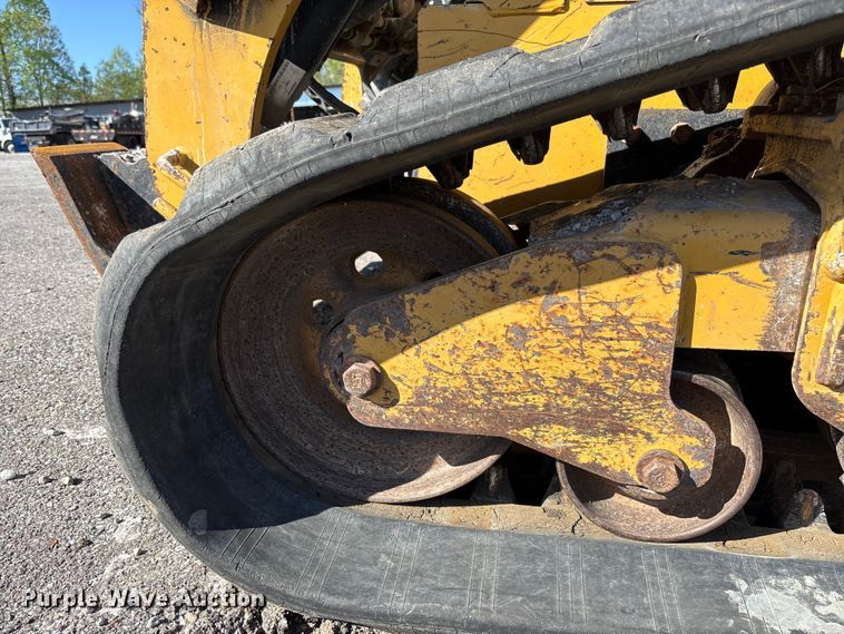 image for item FC5585 2018 Caterpillar 299D2 tracked skid steer loader