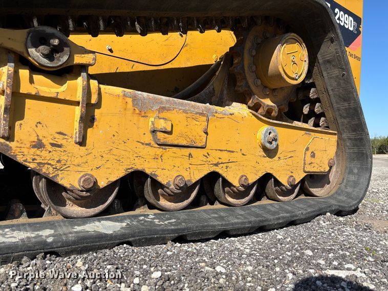 image for item FC5585 2018 Caterpillar 299D2 tracked skid steer loader