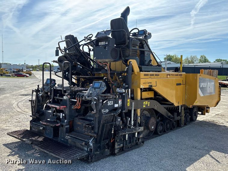 image for item FC5591 2016 Caterpillar AP655F paver