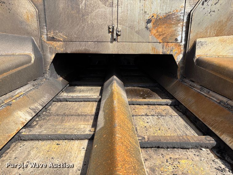 image for item FC5591 2016 Caterpillar AP655F paver