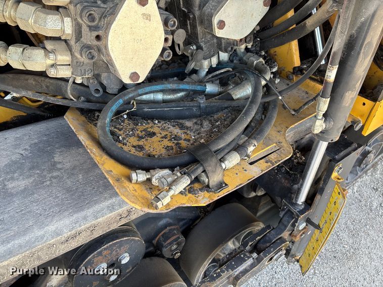 image for item FC5591 2016 Caterpillar AP655F paver