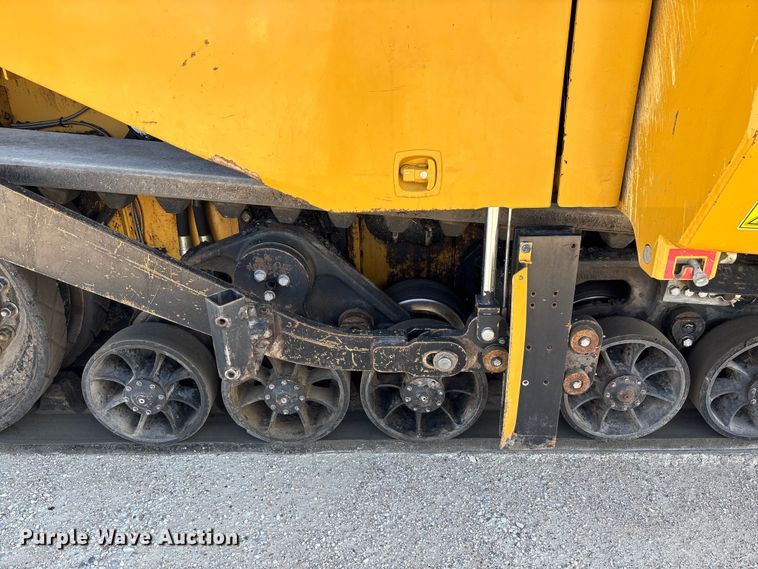 image for item FC5591 2016 Caterpillar AP655F paver