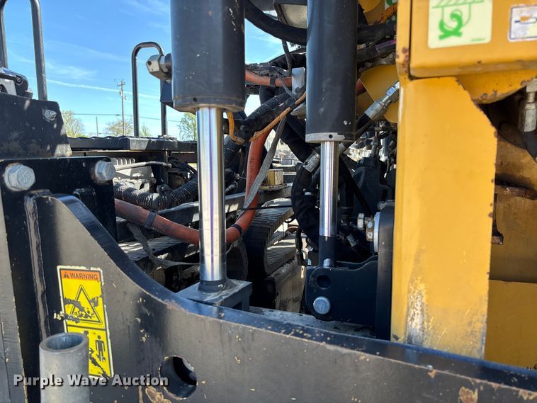 image for item FC5591 2016 Caterpillar AP655F paver
