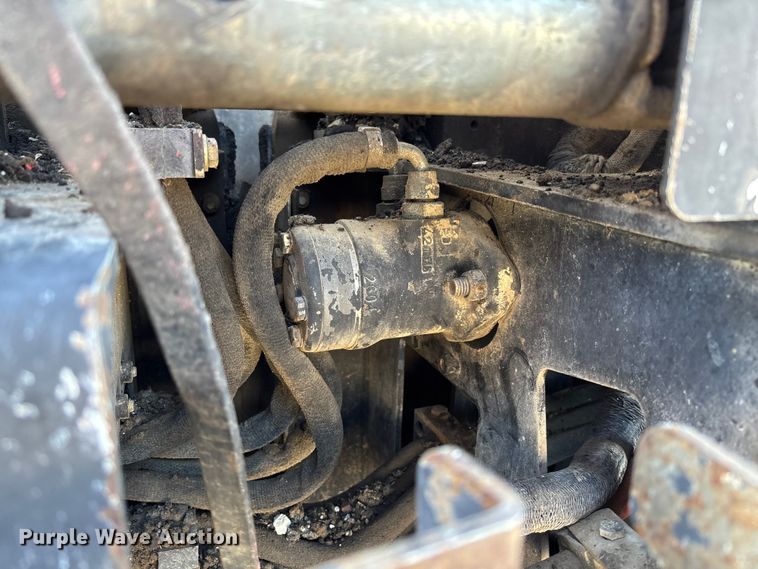 image for item FC5591 2016 Caterpillar AP655F paver