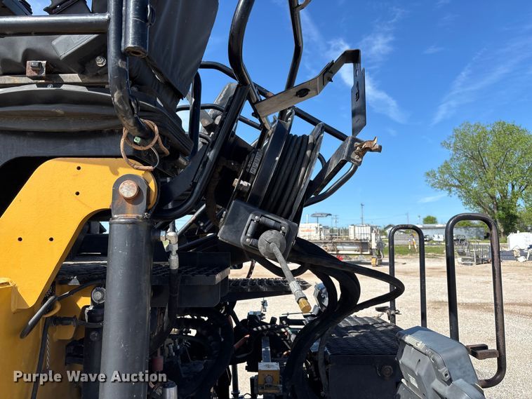 image for item FC5591 2016 Caterpillar AP655F paver