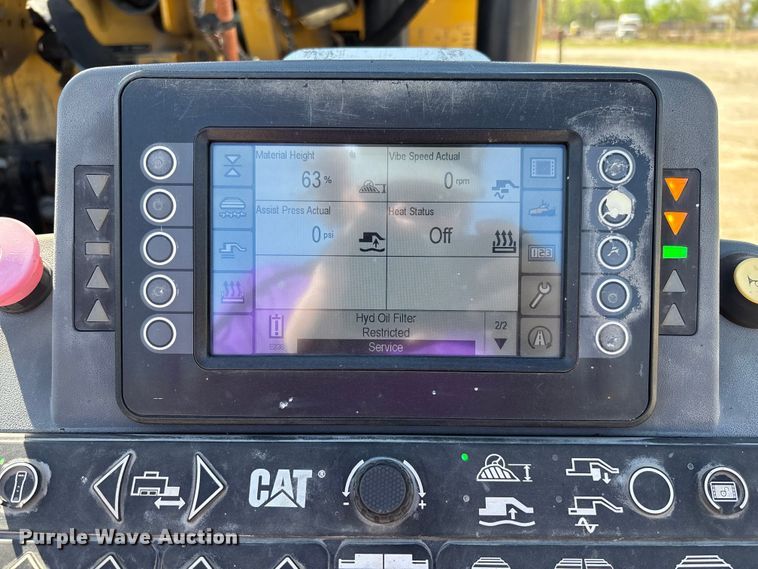 image for item FC5591 2016 Caterpillar AP655F paver