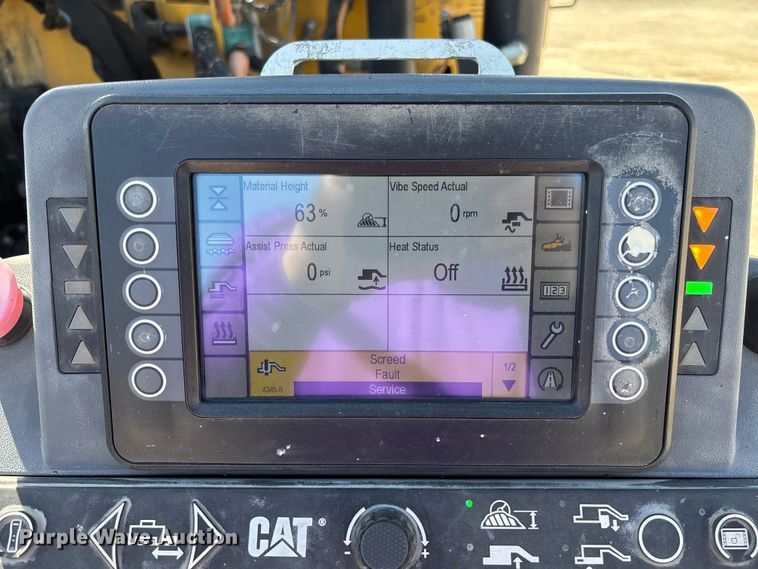 image for item FC5591 2016 Caterpillar AP655F paver