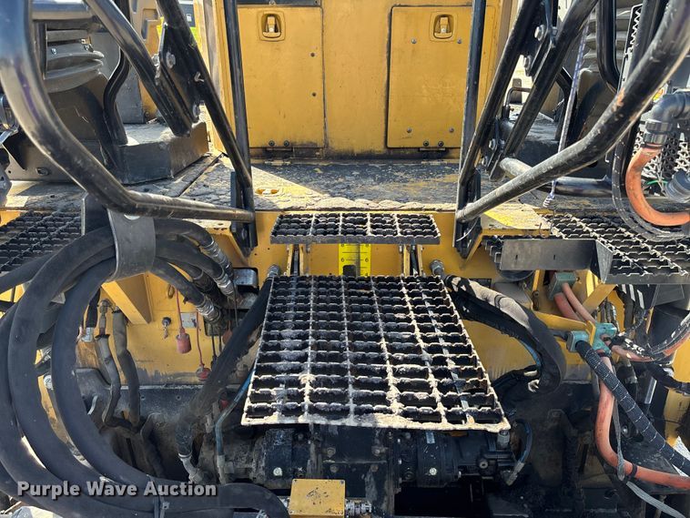 image for item FC5591 2016 Caterpillar AP655F paver