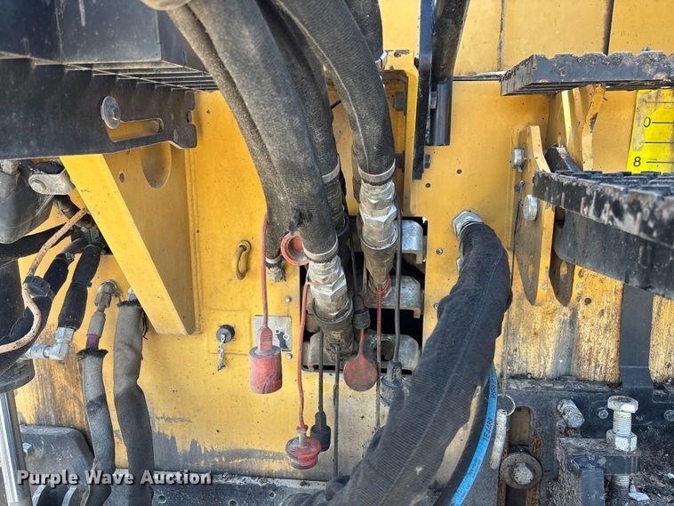 image for item FC5591 2016 Caterpillar AP655F paver