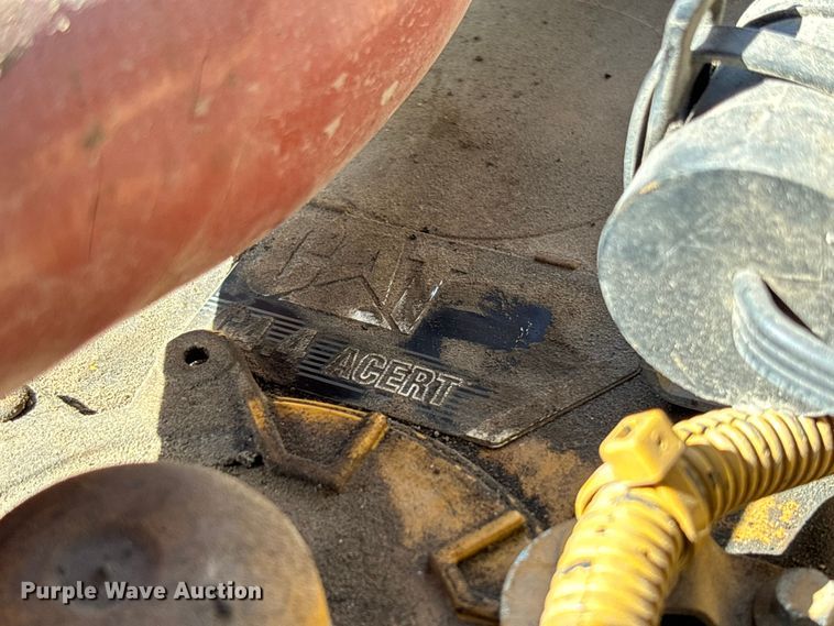 image for item FC5591 2016 Caterpillar AP655F paver