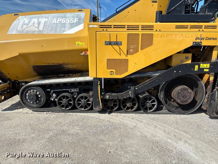image for item FC5591 2016 Caterpillar AP655F paver