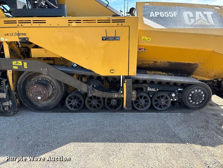image for item FC5591 2016 Caterpillar AP655F paver