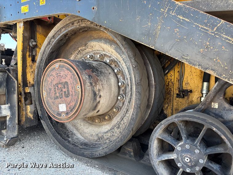 image for item FC5591 2016 Caterpillar AP655F paver