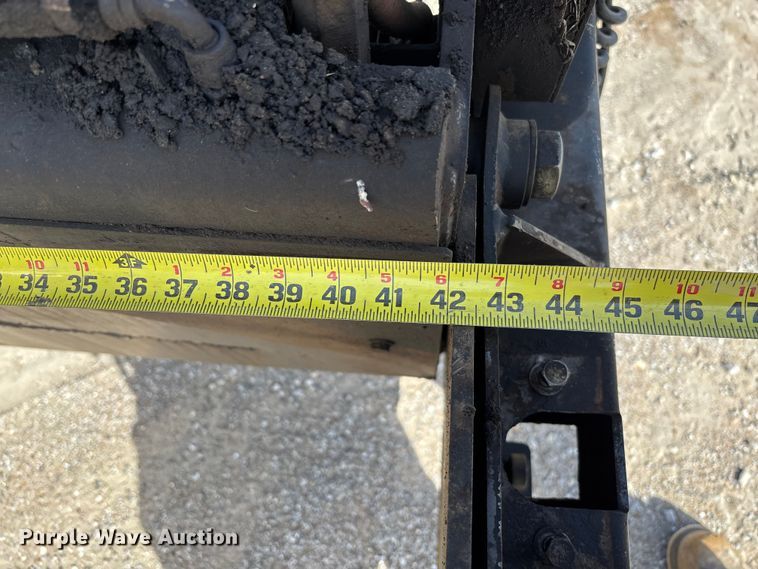 image for item FC5591 2016 Caterpillar AP655F paver