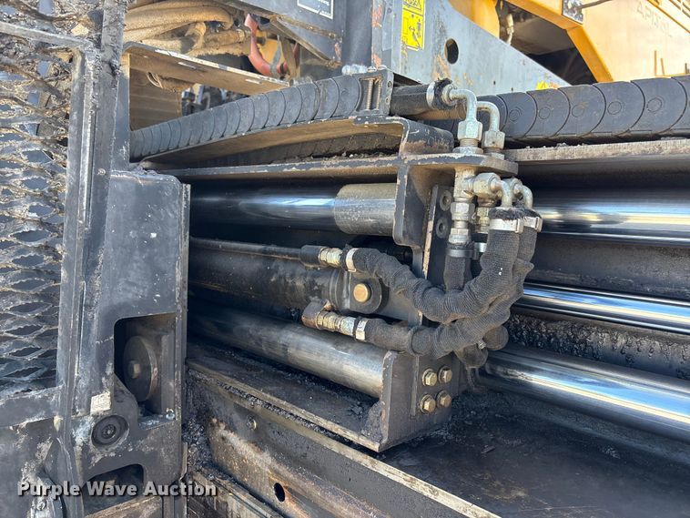 image for item FC5591 2016 Caterpillar AP655F paver