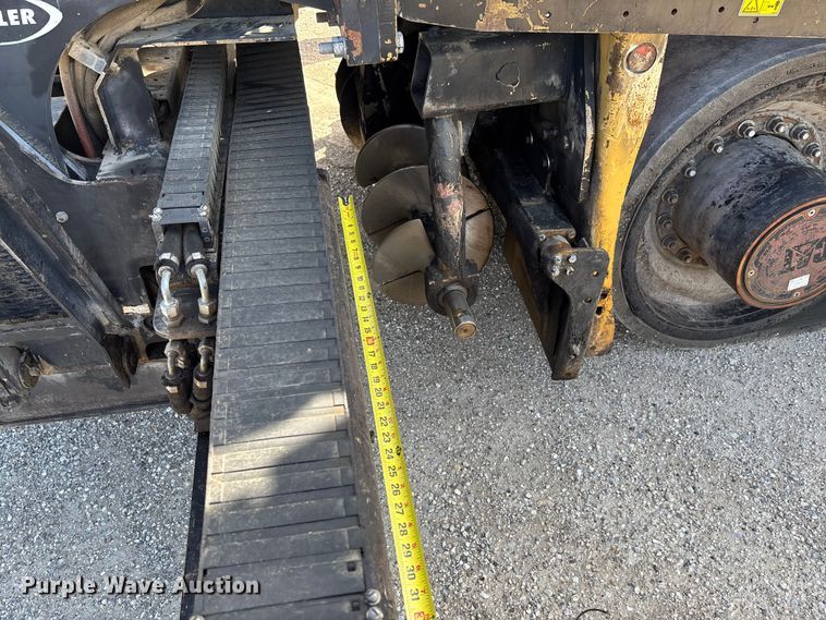 image for item FC5591 2016 Caterpillar AP655F paver