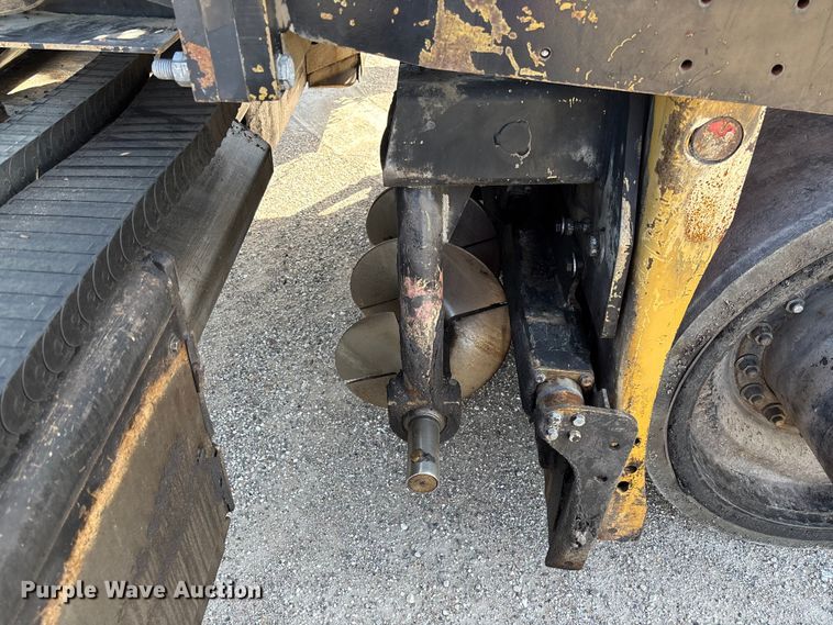 image for item FC5591 2016 Caterpillar AP655F paver