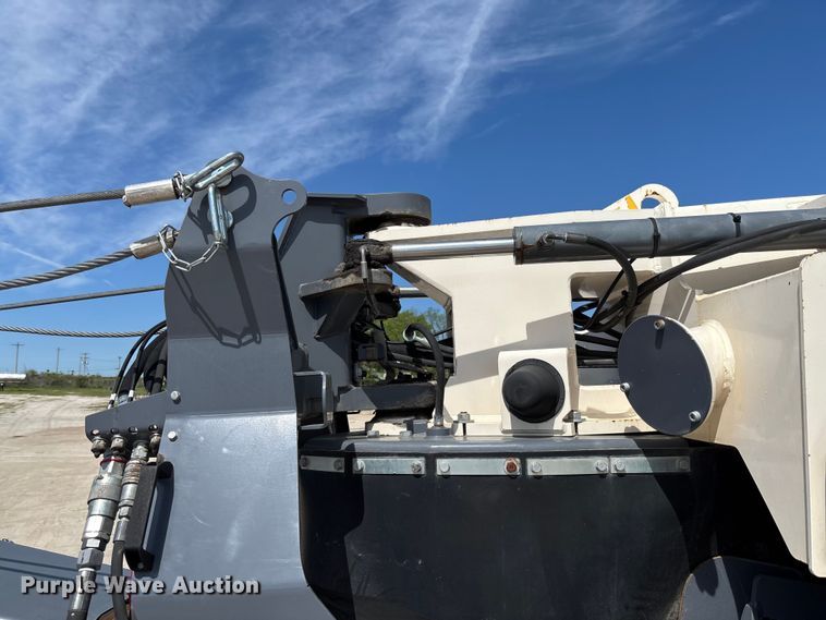 image for item FC5592 2016 Wirtgen W120CFi milling machine