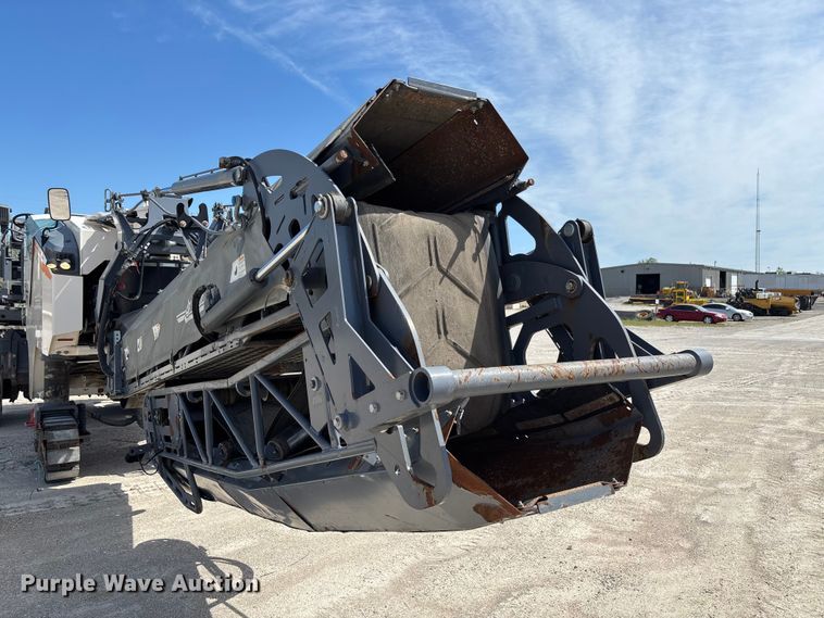 image for item FC5592 2016 Wirtgen W120CFi milling machine