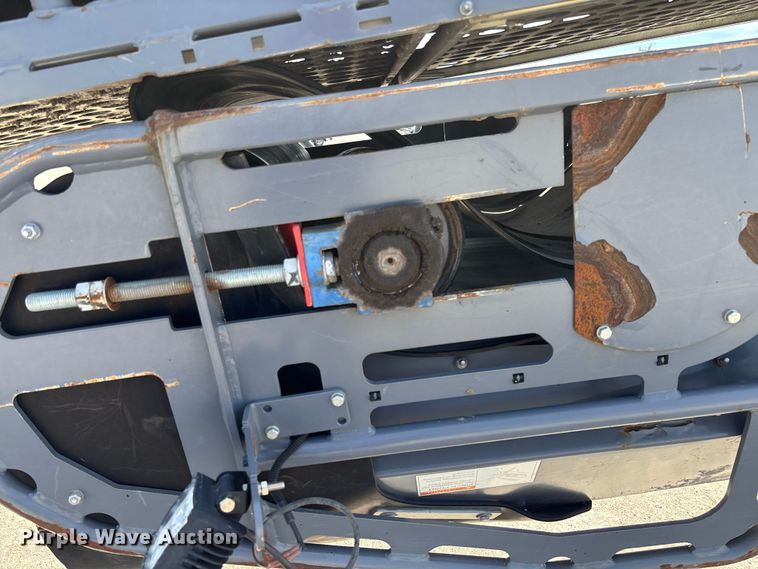 image for item FC5592 2016 Wirtgen W120CFi milling machine