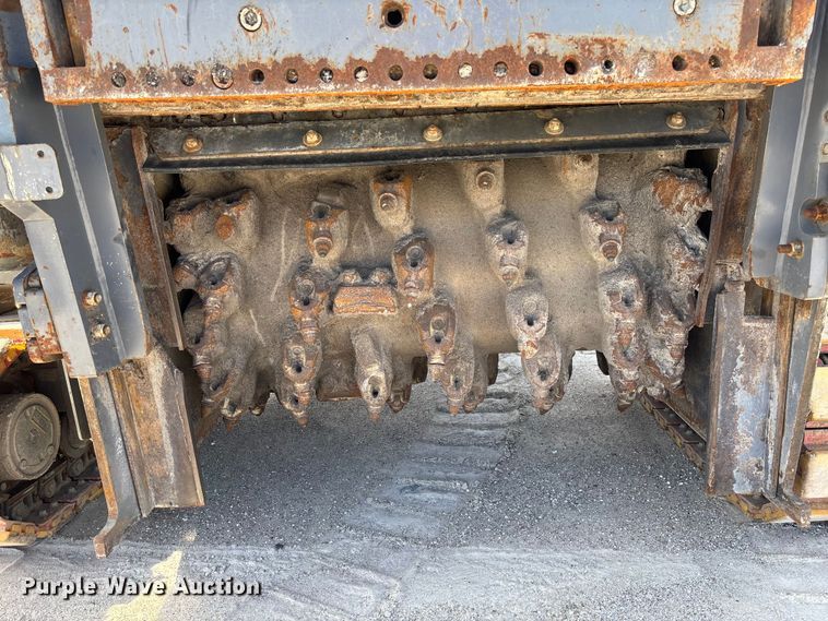 image for item FC5592 2016 Wirtgen W120CFi milling machine