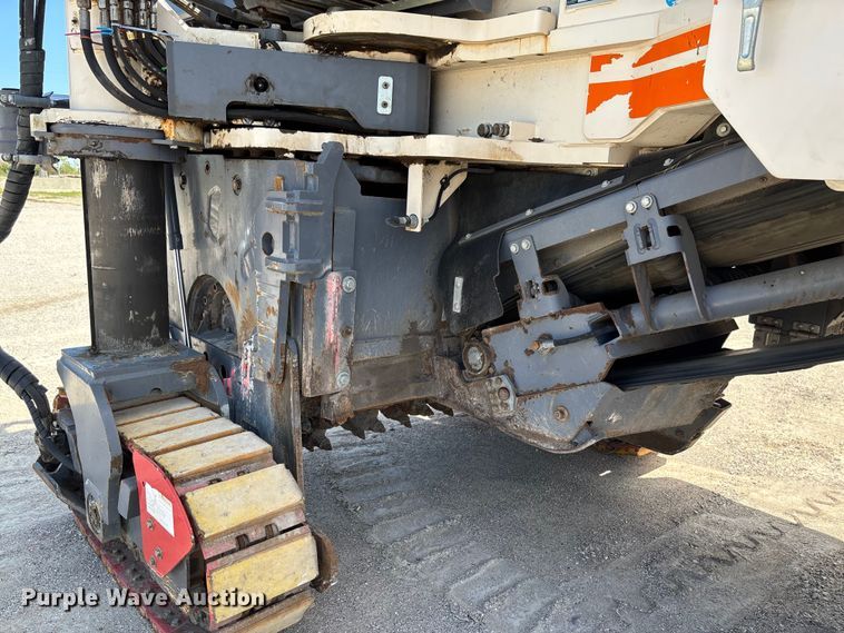 image for item FC5592 2016 Wirtgen W120CFi milling machine