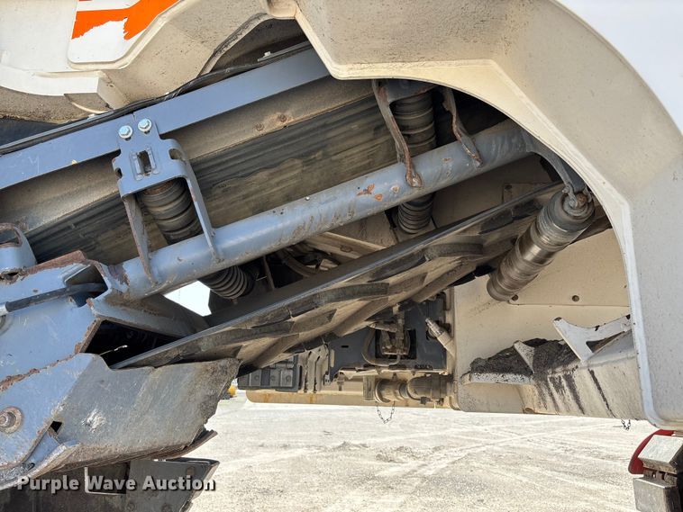 image for item FC5592 2016 Wirtgen W120CFi milling machine