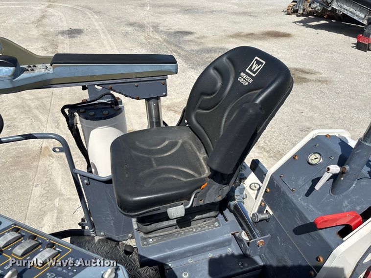 image for item FC5592 2016 Wirtgen W120CFi milling machine