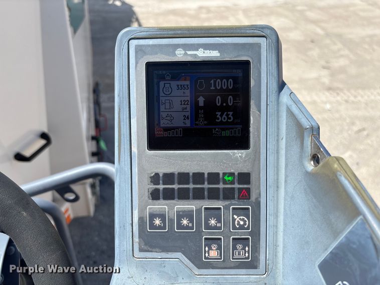 image for item FC5592 2016 Wirtgen W120CFi milling machine