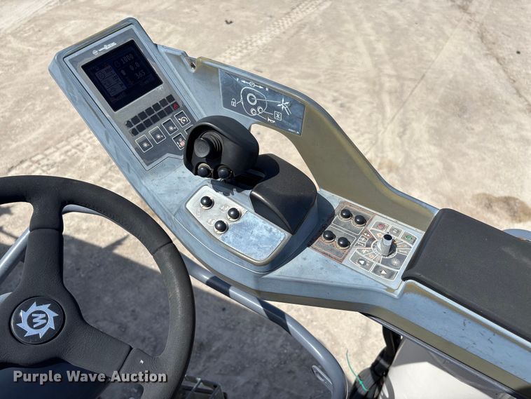 image for item FC5592 2016 Wirtgen W120CFi milling machine