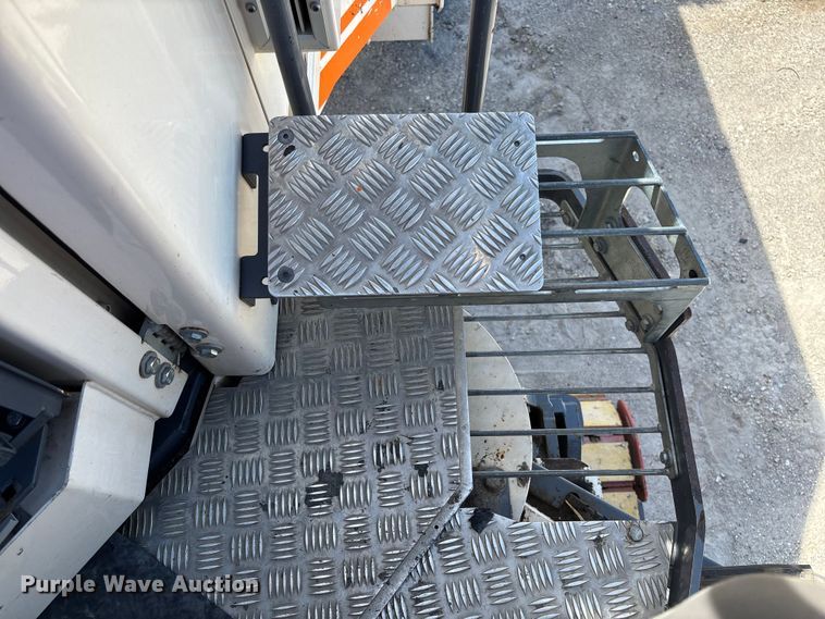 image for item FC5592 2016 Wirtgen W120CFi milling machine