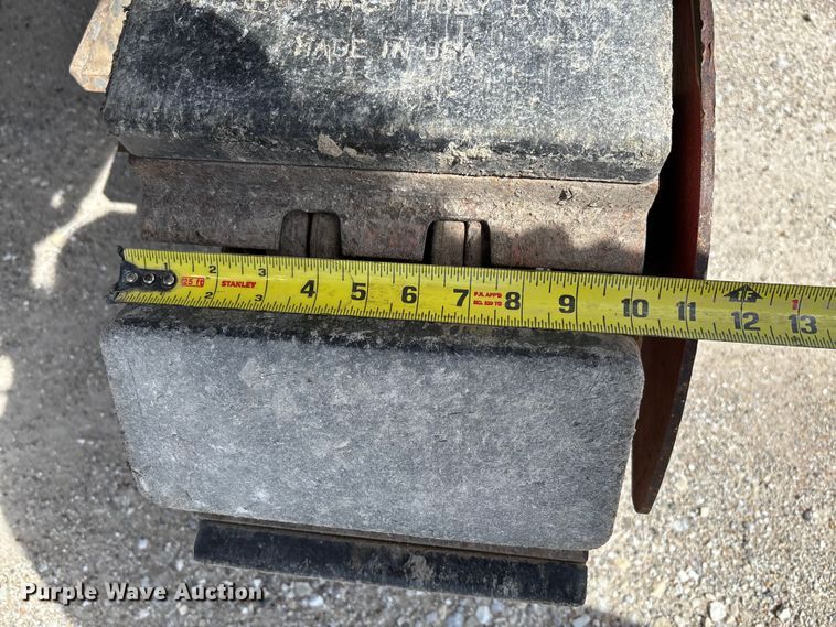 image for item FC5592 2016 Wirtgen W120CFi milling machine