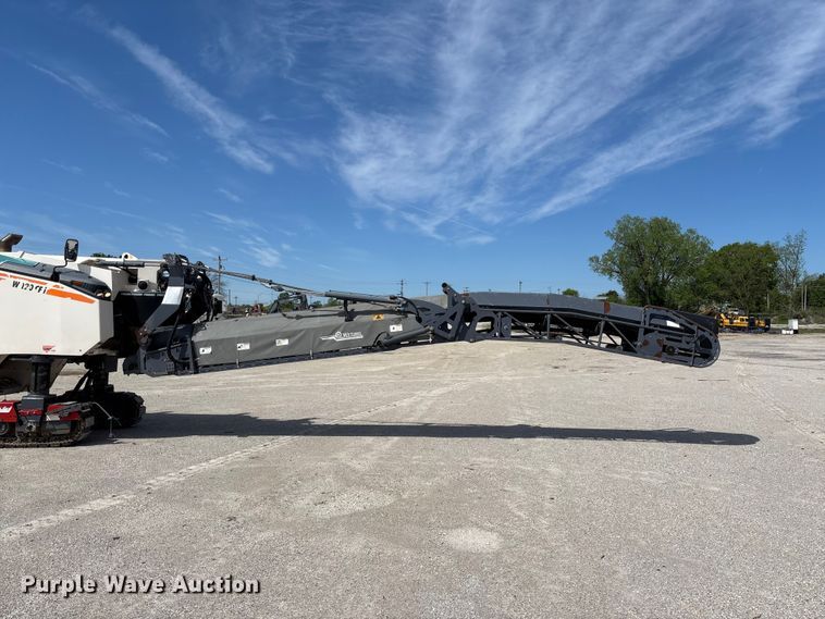 image for item FC5592 2016 Wirtgen W120CFi milling machine