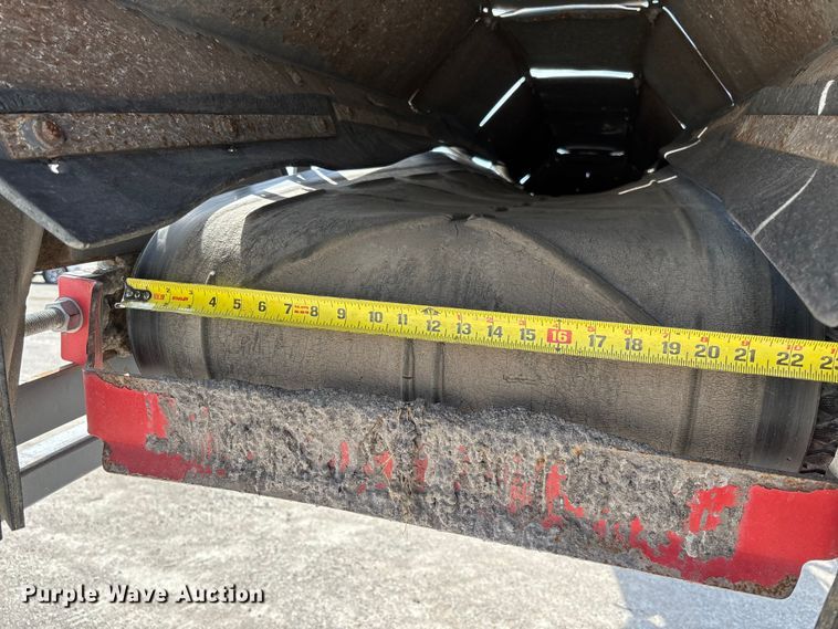 image for item FC5592 2016 Wirtgen W120CFi milling machine