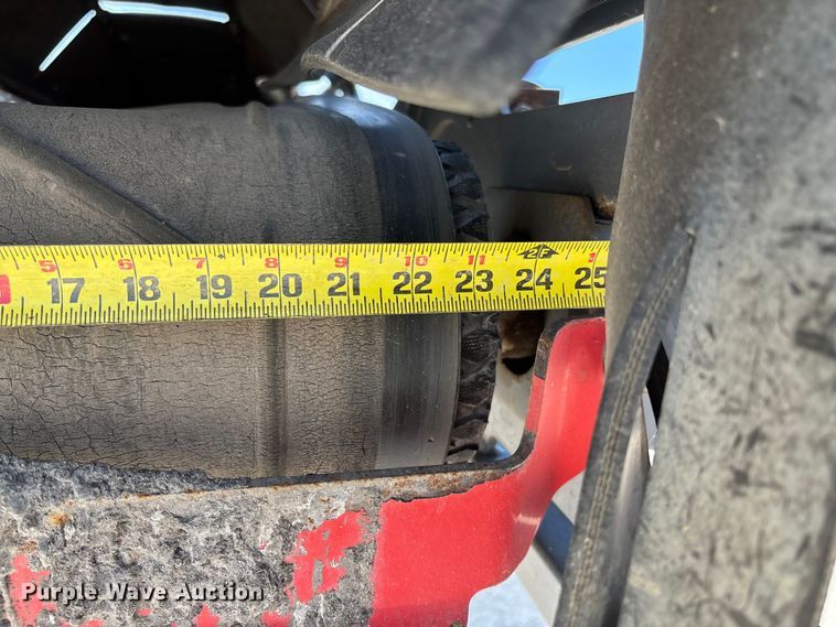 image for item FC5592 2016 Wirtgen W120CFi milling machine