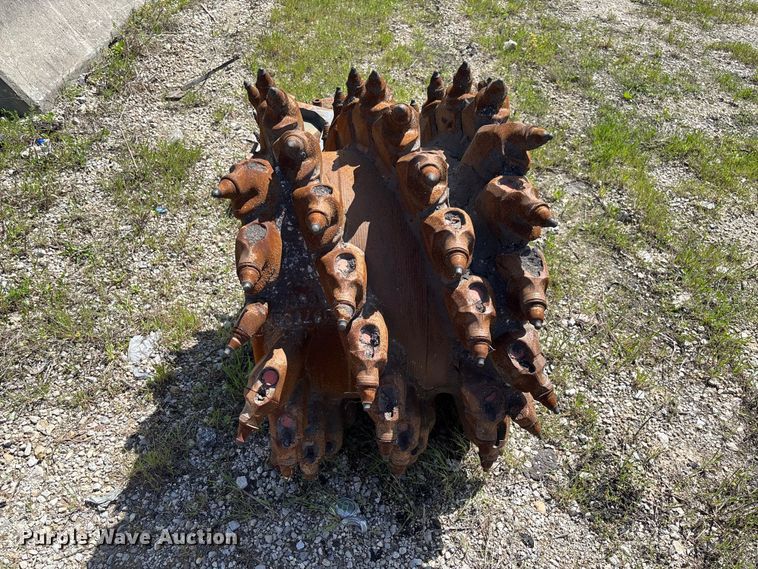 image for item FC5592 2016 Wirtgen W120CFi milling machine