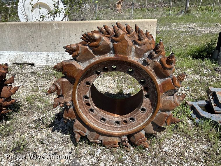 image for item FC5592 2016 Wirtgen W120CFi milling machine