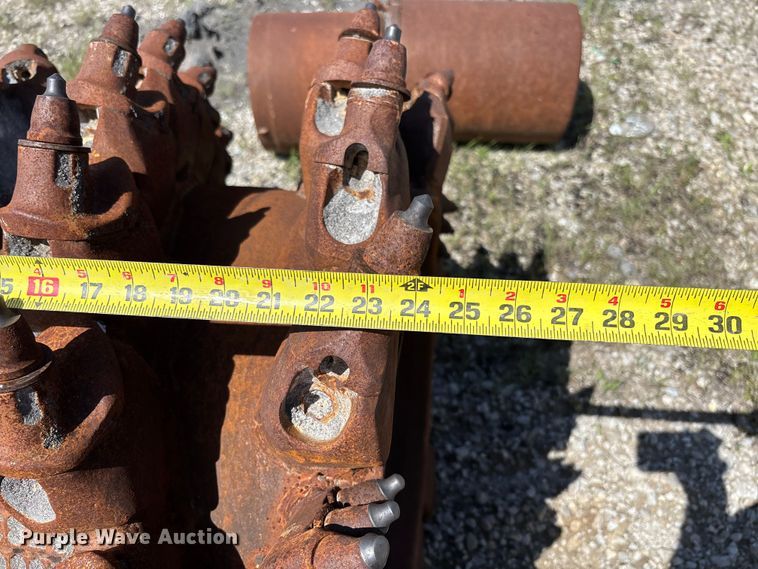 image for item FC5592 2016 Wirtgen W120CFi milling machine