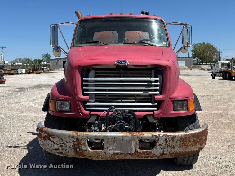 image for item FC5594 1998 Ford LT8513 ready mix truck
