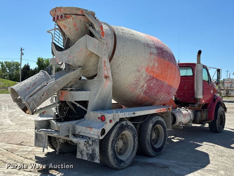 image for item FC5594 1998 Ford LT8513 ready mix truck