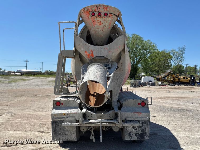image for item FC5594 1998 Ford LT8513 ready mix truck